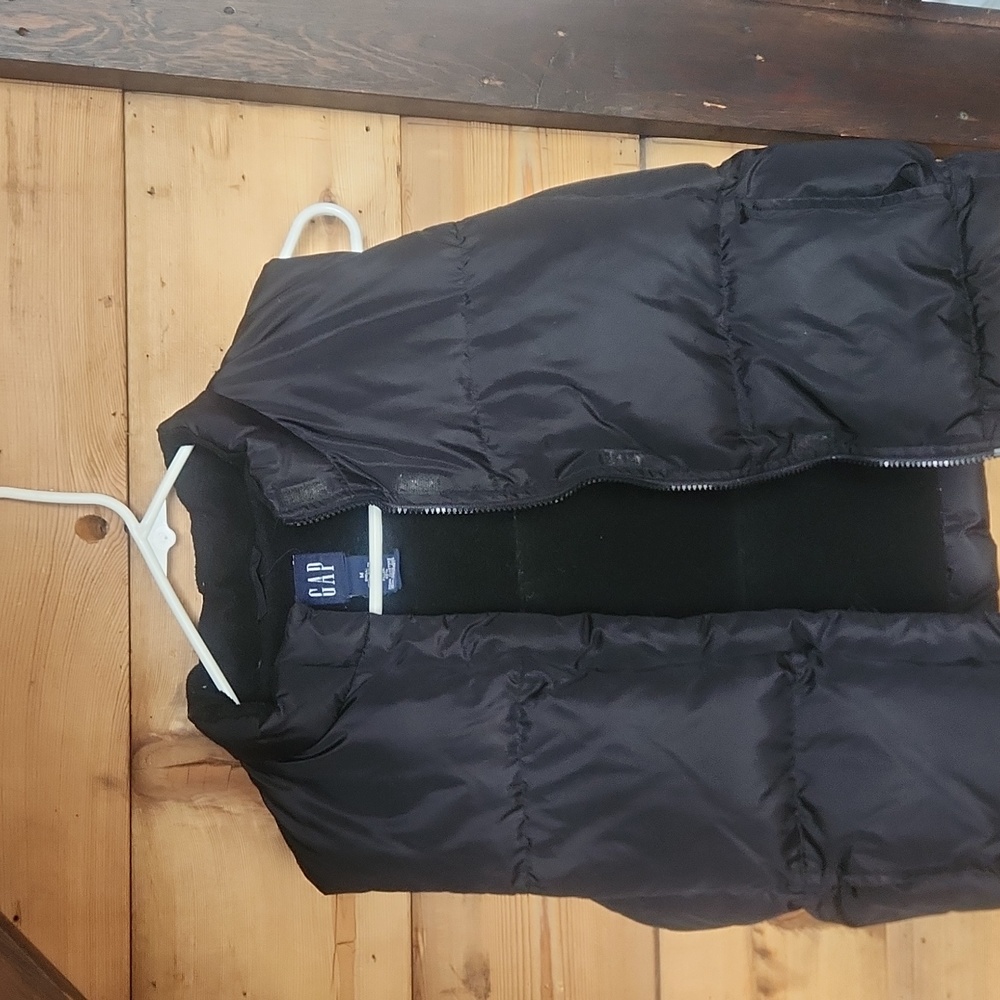 Gap Down zip up vest